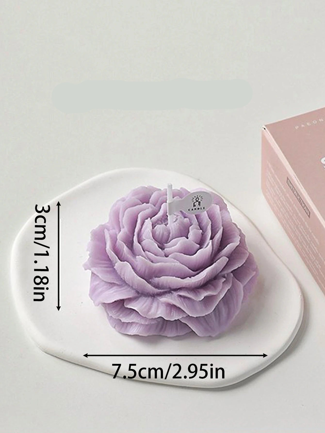Experience refined relaxation with our Flower Shape Aromatherapy Candle, crafted from organic soy wax for a clean, eco-friendly burn. Each candle is delicately molded into a floral design and infused with expertly blended scents including White Peach, French Lavender, Maid Of Berlin, and Reverse Paris. This carefully curated combination promotes calmness and enhances your environment with subtle, sophisticated fragrance notes. Ideal for creating a tranquil atmosphere while supporting sustainable living.