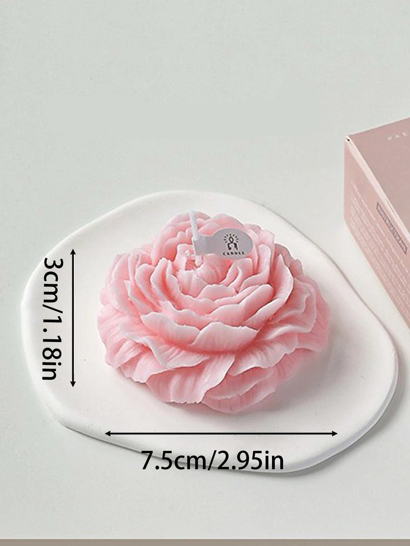 Experience refined relaxation with our Flower Shape Aromatherapy Candle, crafted from organic soy wax for a clean, eco-friendly burn. Each candle is delicately molded into a floral design and infused with expertly blended scents including White Peach, French Lavender, Maid Of Berlin, and Reverse Paris. This carefully curated combination promotes calmness and enhances your environment with subtle, sophisticated fragrance notes. Ideal for creating a tranquil atmosphere while supporting sustainable living.