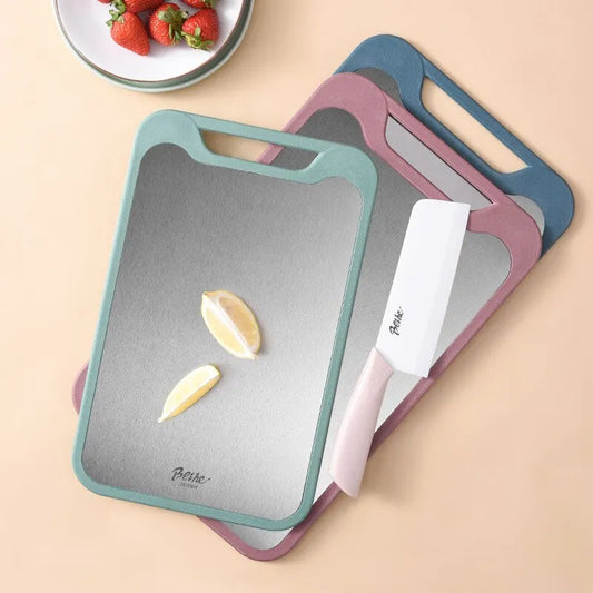 This steel cutting board is designed for expert use, combining durability with hygiene. Its double-sided, reversible surface maximizes functionality, while the eco-friendly stainless steel material offers bactericidal properties to keep your food preparation safe. The board’s anti-slip design ensures stability, and its resistance to mildew and corrosion guarantees long-term reliability. Lightweight and portable, it’s an ideal choice for both professional kitchens and home use.